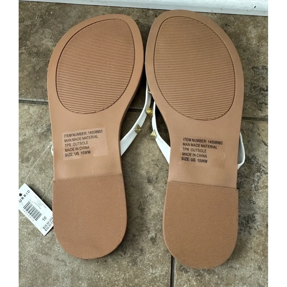 NEW Torrid Coral Studded Flip Flop (Size 10WW) - Picture 6 of 7